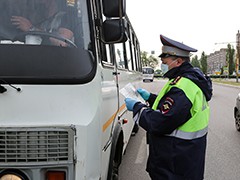 В Воронеже взяли на особый контроль соблюдение масочного режима в общественном транспорте