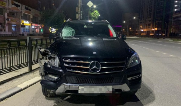 В Воронеже &laquo;Мерседес&raquo; насмерть сбил пешехода вне перехода
