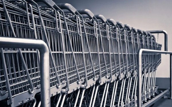 В воронежском гипермаркете внезапно умер покупатель
