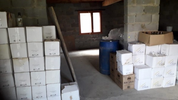 В Воронежской области обнаружили склад с поддельным алкоголем на 1 млн рублей