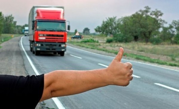 На дорогах Воронежа высадился десант мошенников без бензина
