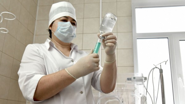 Для борющихся с коронавирусом медиков открыли горячую линию психологической поддержки