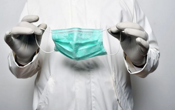 Коронавирус выявили у сотрудников атомной станции и кондитерской фабрики