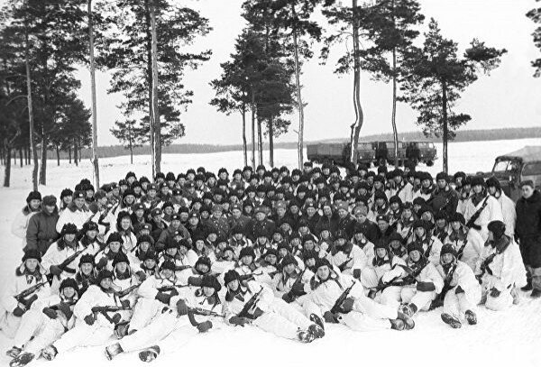 Десантный дед. Первый командующий ВДВ генерал Глазунов