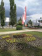 В районах города продолжается подготовка праздничного оформления