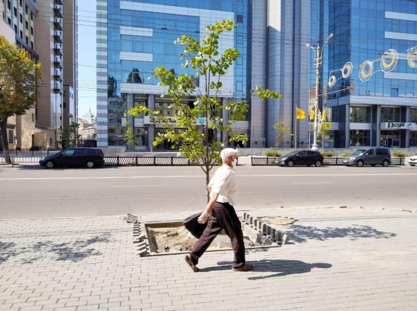 На ремонт тротуаров на Кирова потратили 4,1 млн. рублей. Что получилось, а что нет