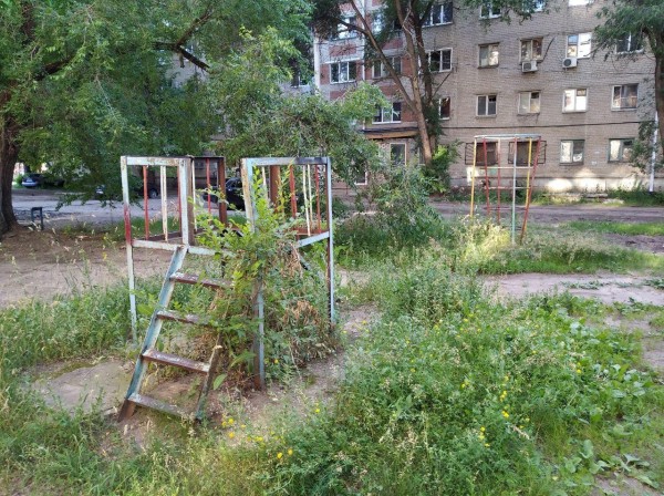 В Воронеже умирает улица Остужева. Посмотрим девять фото и ужаснемся вместе