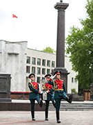 Вечный огонь вернулся на обновленную площадь Победы