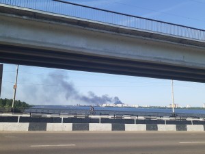 Чёрный дым окутал левый берег Воронежа
