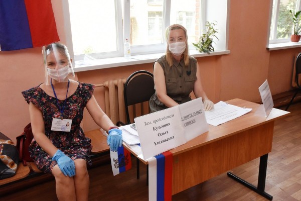 Как в Воронеже голосуют по поправкам в Конституцию
