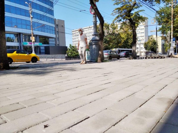 На ремонт тротуаров на Кирова потратили 4,1 млн. рублей. Что получилось, а что нет