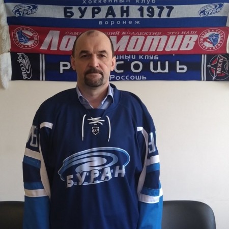 Вячеслав Уваев: "Я надеюсь, хоккей болельщикам понравится" Ко всем новостям