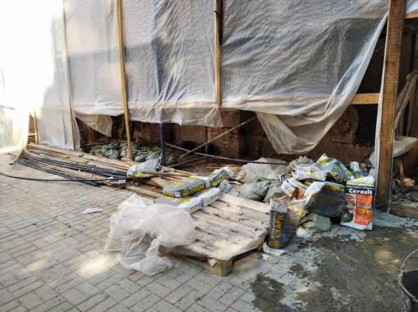 Реставрация поликлиники для раковых больных отложена на неопределенный срок &mdash; фасад здания не угодил правительству