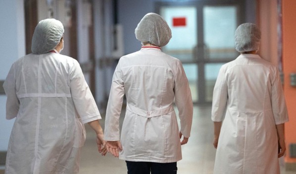 Когда в России завершится эпидемия коронавируса, сообщили ученые