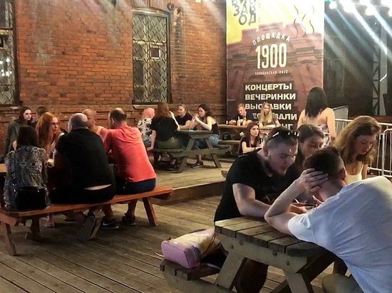 СМИ: &laquo;Винзавод&raquo; в Воронеже игнорирует самоизоляцию и работает