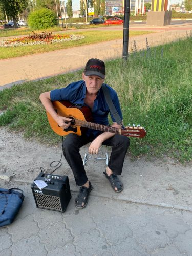 Воронежец рассказал еще об одной проблеме улицы Остужева и зачем ему рекомендуют жить в ванной