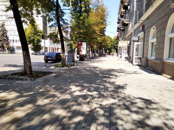 На ремонт тротуаров на Кирова потратили 4,1 млн. рублей. Что получилось, а что нет