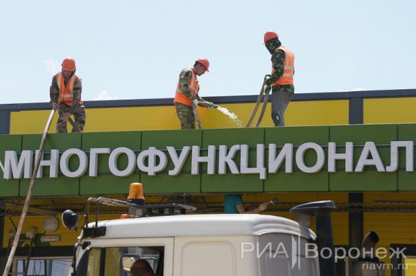 &laquo;По последнему слову техники&raquo;. В Воронеже открылась быстровозводимая больница с дельфином-топиаром