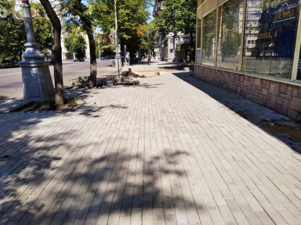 На ремонт тротуаров на Кирова потратили 4,1 млн. рублей. Что получилось, а что нет