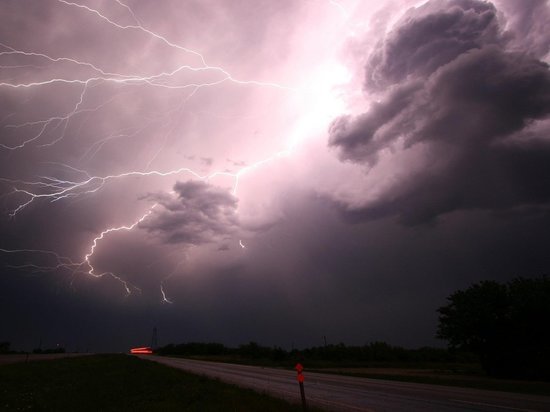 МЧС: на Воронежскую область 13 июня обрушатся грозы с градом