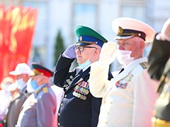 В Воронеже прошел парад Победы