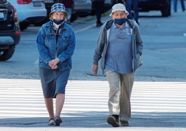 В Воронежской области работающим пенсионерам продлили больничные