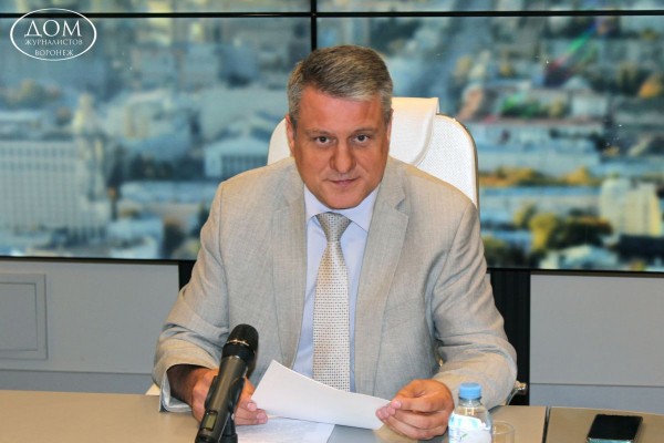 Воронежцам с коронавирусом не удалось проголосовать по поправкам в Конституцию?
