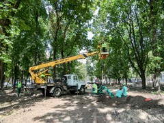 Вадим Кстенин: К 1 ноября планируем полностью завершить работы в парке &laquo;Орленок&raquo;