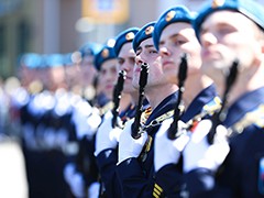 В Воронеже прошел парад Победы