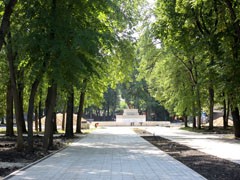 Вадим Кстенин: К 1 ноября планируем полностью завершить работы в парке &laquo;Орленок&raquo;