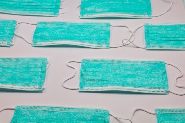 Ношение масок в вузах станет обязательным в новом учебном году