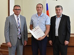 В Ленинском районе чествовали активистов общественного самоуправления