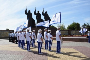 Через Воронеж прошёл автопробег на патриотичных &laquo;Тойотах&raquo;