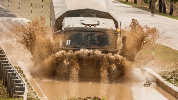 Российские военные победили в эстафете на армейских играх под Воронежем