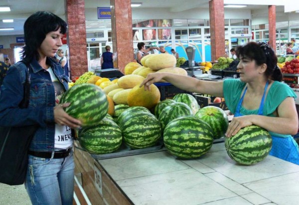 Много ли нитратов в арбузах и дынях, продаваемых в Воронеже