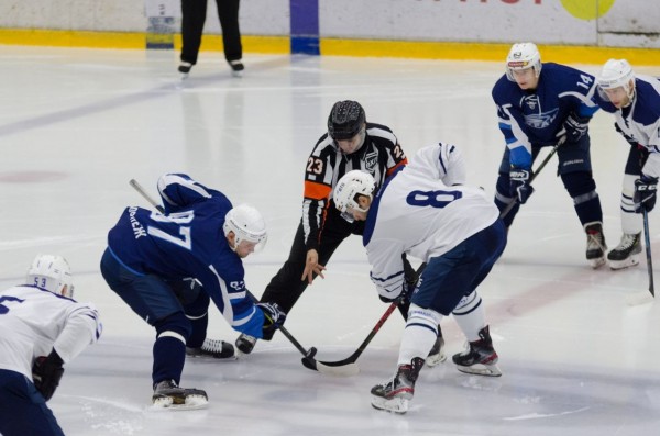 Хоккеисты «Бурана» одержали победу в первом матче после карантина
Хоккеисты «Бурана» одержали победу в первом матче после карантина