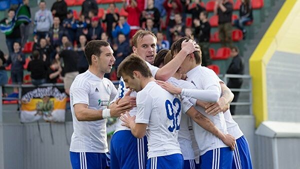 Тольяттинский "Акрон" дебютировал в ФНЛ с поражения от "Факела"