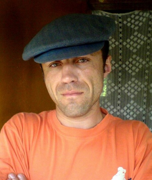 "Чуйка сработала, понимаете". Истории людей, поженившихся вслепую