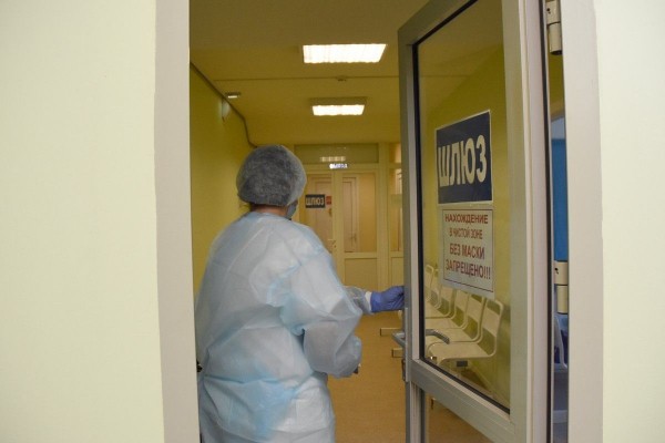 Заболеваемость коронавирусом в Воронежской области вновь снизилась
