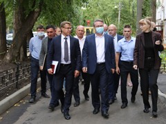 Мэр Вадим Кстенин: дворы, где жители не проявляют активности по их благоустройству, в будущем мы планируем ремонтировать в инициативном порядке