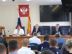 Глава города Вадим Кстенин принял участие в итоговом заседании Воронежской городской Думы четвертого созыва