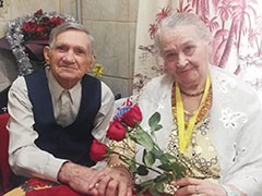 В Советском районе поздравили с 60-летним юбилеем свадьбы семью Безгиных