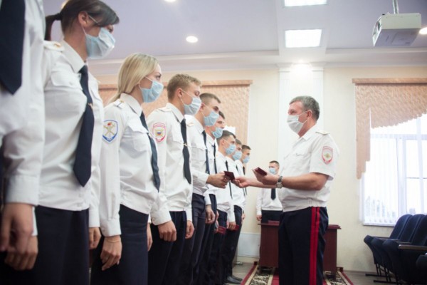 78 полицейских приняли на работу в воронежский главк МВД