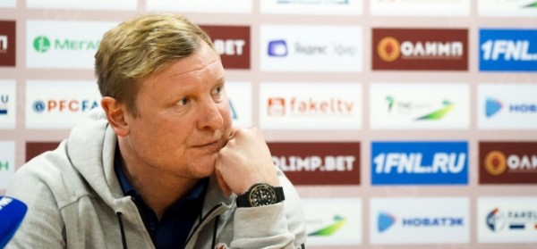 Владимир Бесчастных покинул пост главного тренера &laquo;Факела&raquo;
