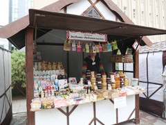 В Воронеже проходит традиционная ярмарка одежды, обуви и текстиля