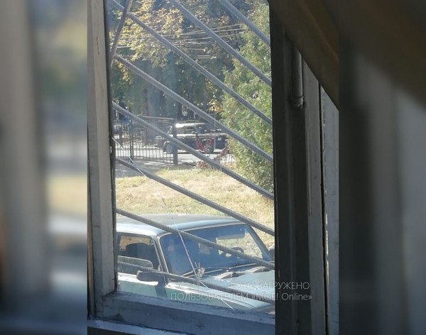 Воронежец устроил ДТП на территории школы
