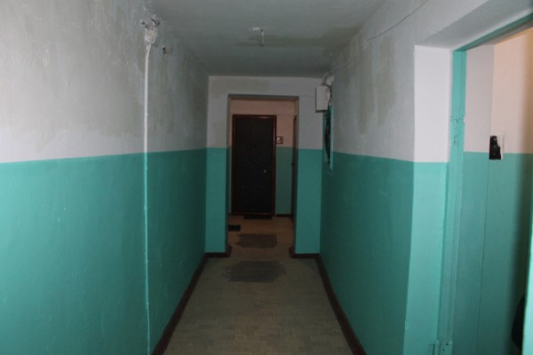 В Воронеже пенсионерка из-за дырявой крыши многоэтажки потеряла покой