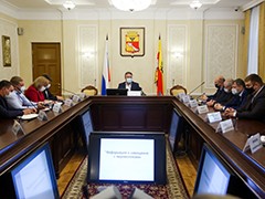 Вадим Кстенин: старые автобусы должны исчезнуть с городских улиц