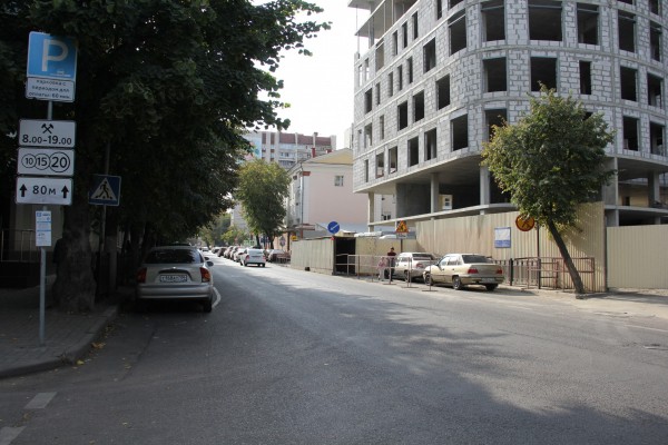 Строительство бизнес-центра на Никитинской стало сюрпризом для жителей элитного комплекса: &laquo;О таком соседстве не предупреждали&raquo;