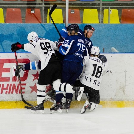 "Буран" уступил "Челмету" дома Ко всем новостям